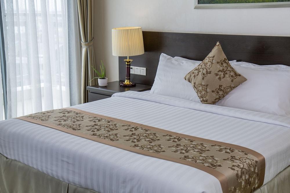 Esperado Lake View Hotel Rangun Zewnętrze zdjęcie